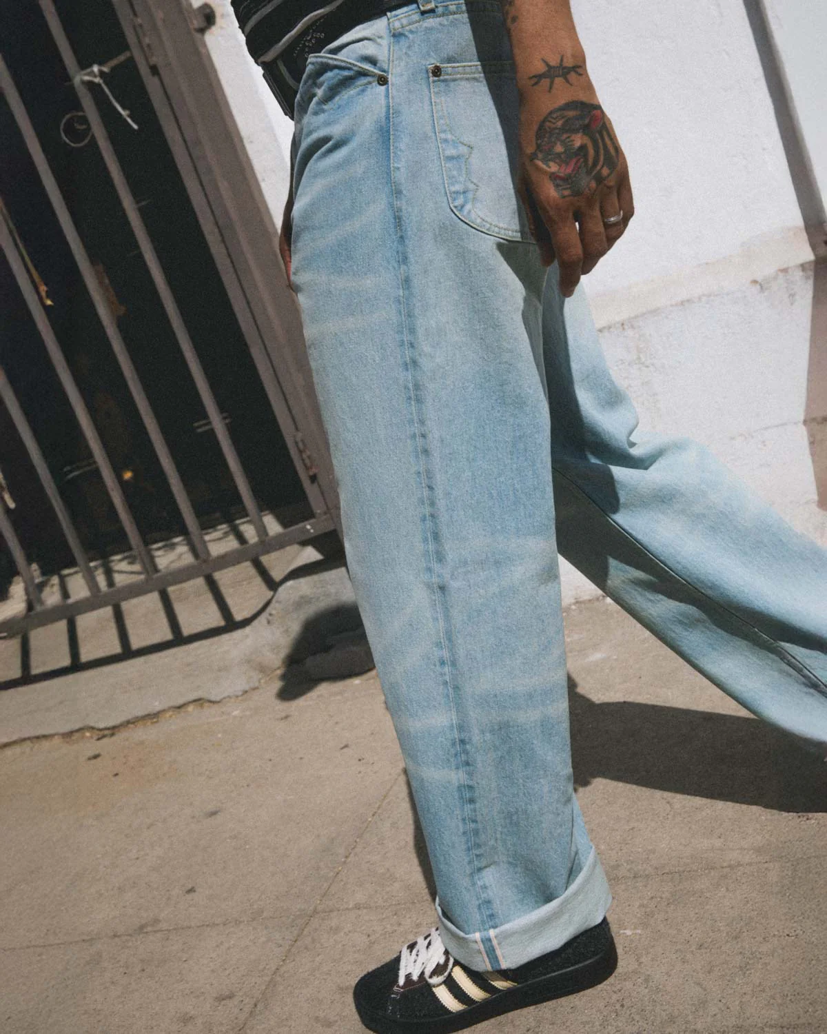 Type 00 15oz Selvedge Denim Pant - Light Washed Indigo - Image 8